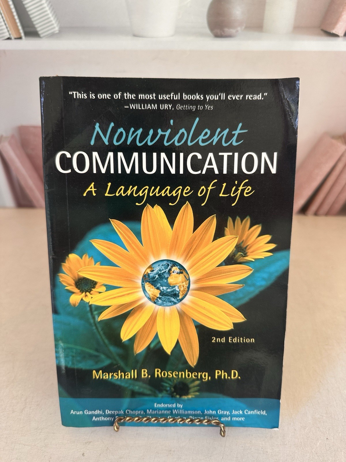 Nonviolent Communication Guides: Language of Life by Marshall B. Rosenberg PB