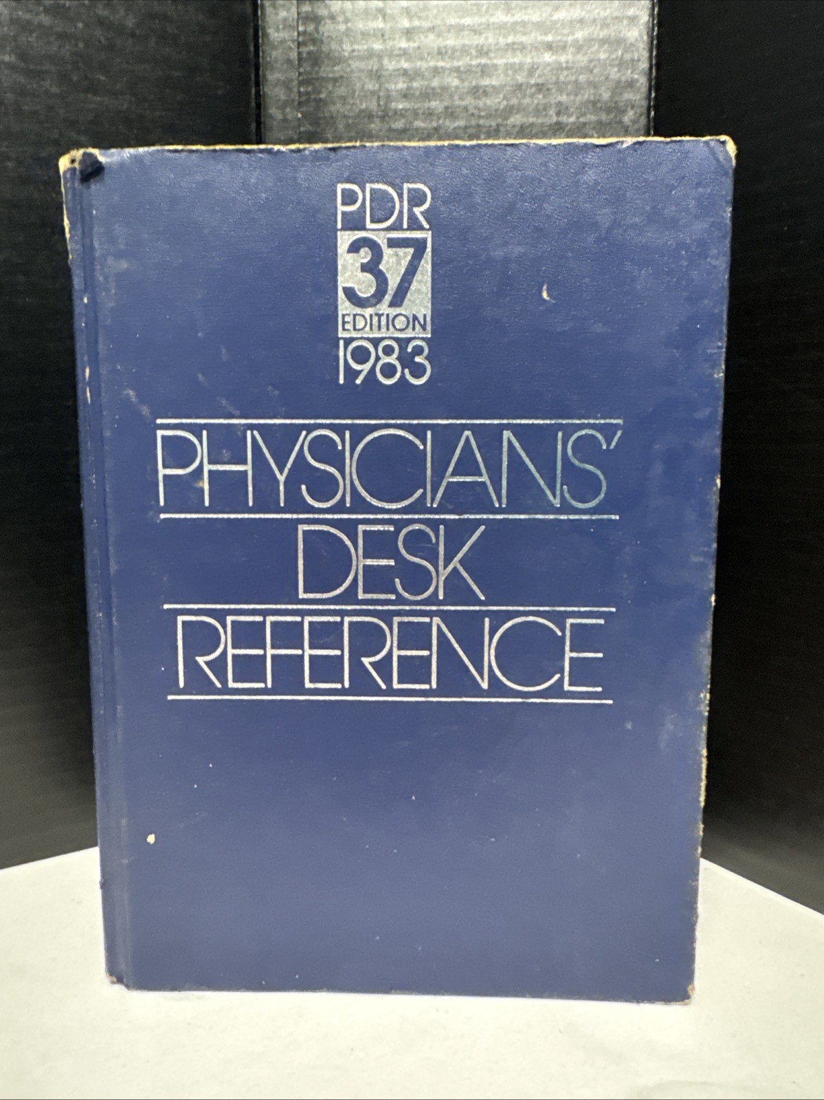 Vintage Physicians’ Desk Reference – PDR Staff (1983, Hardcover)