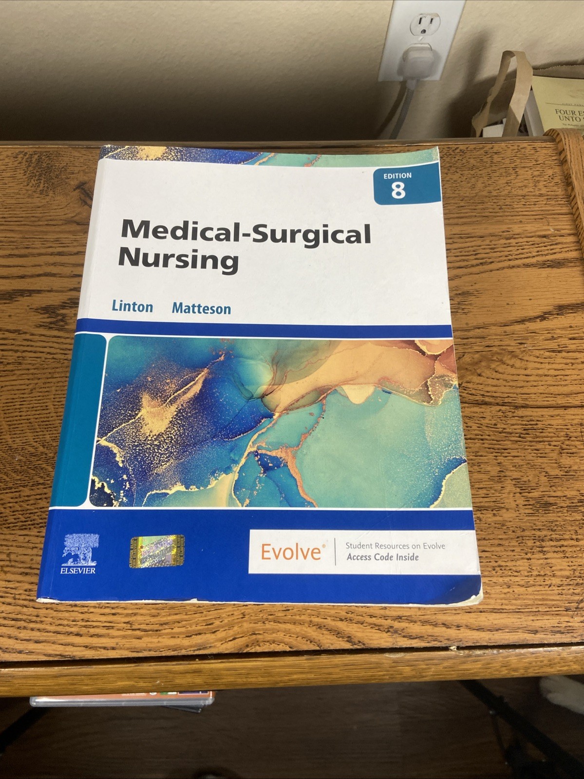 Medical-Surgical Nursing 8th Edition Linton Matteson Elsevier + Access Code Incl