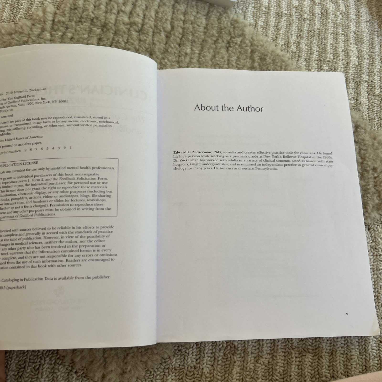 Clinician’s Thesaurus: The Guide to – Paperback, by Zuckerman Edward L. – Good
