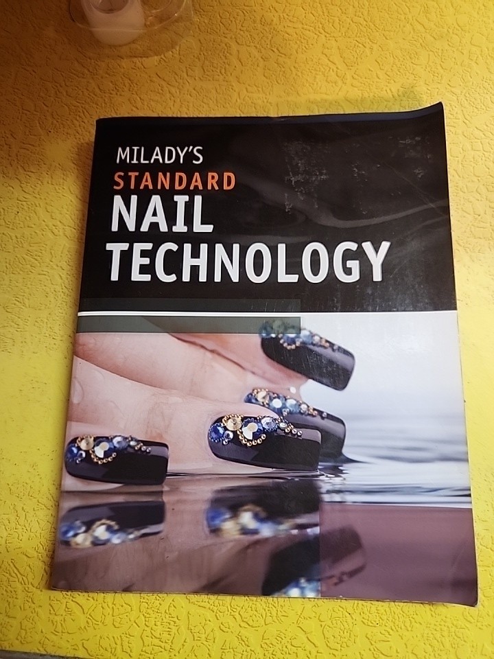 Milady’s Standard Nail Technology – paperback Milady