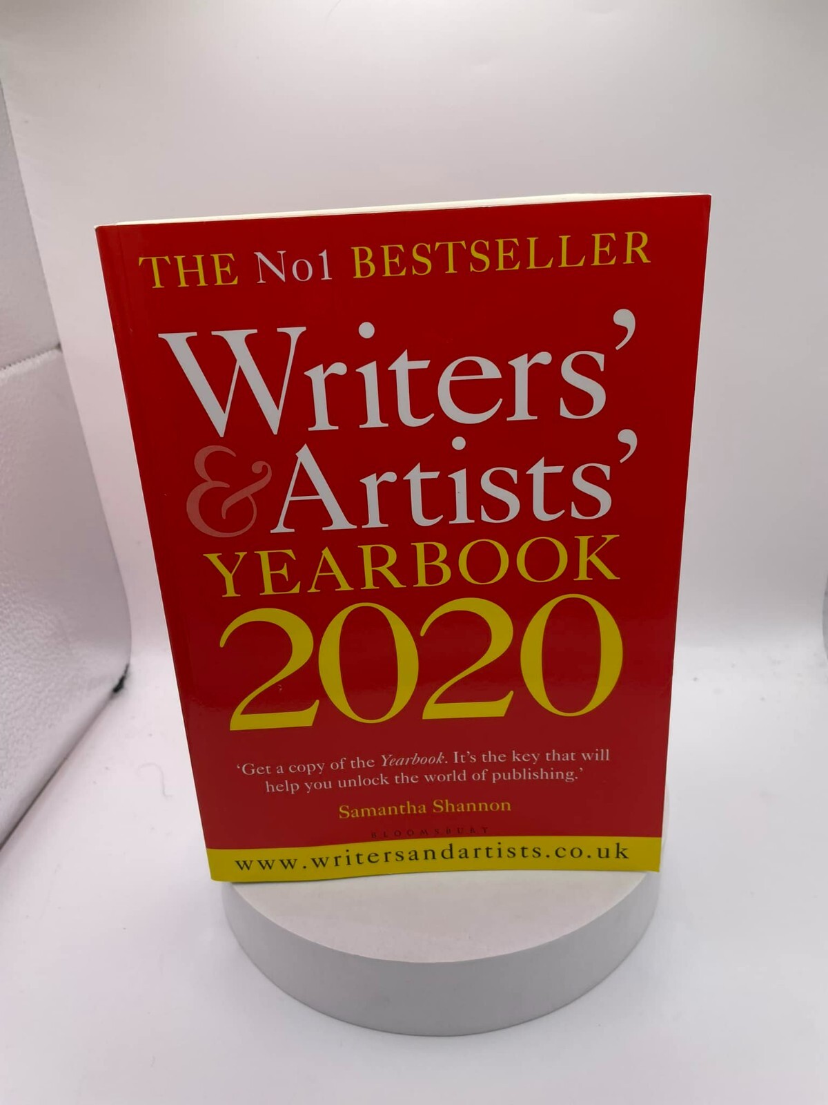 Writers’ and Artists’ Yearbook 2020 – Paperback Book