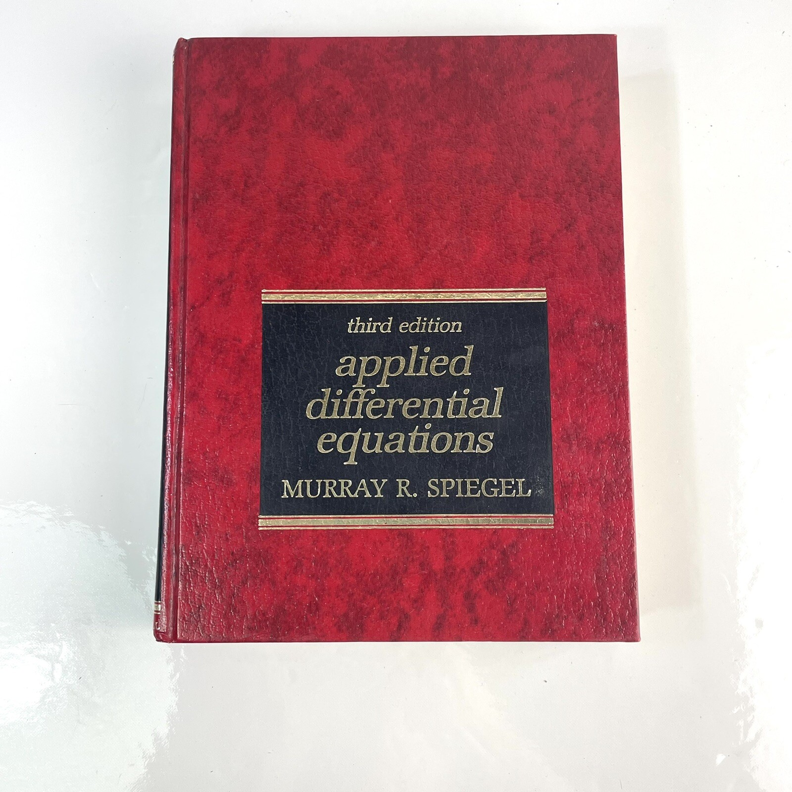 Applied Differential Equations, 3rd Edition Murray R. Spiegel HC 1981