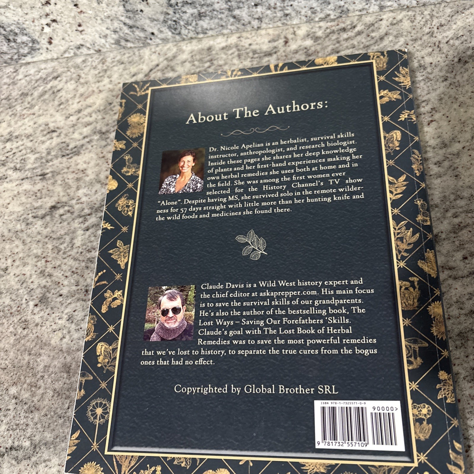 Lost Book of Remedies by Nicole Apelian and Claude Davis Sr. (2018, Uk- a Format