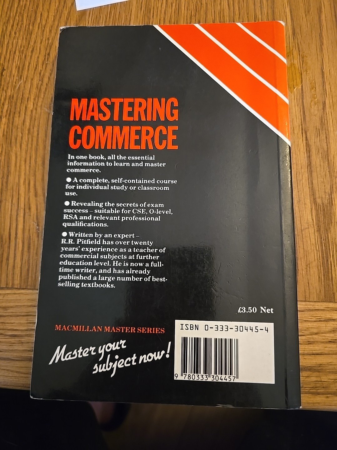 Mastering Commerce (Macmillan Master Series (Business)),Ronald R. Pitfield