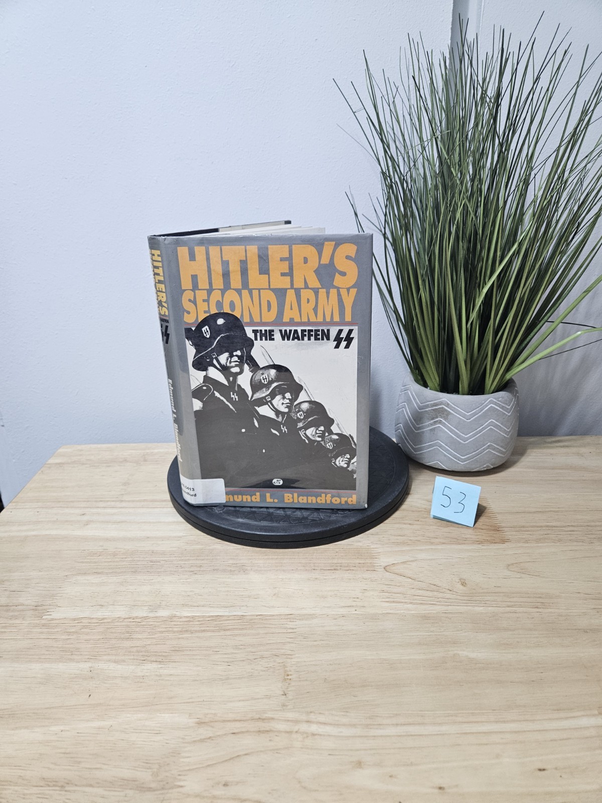 Hitler’s Second Army by Edmund Blandford 1995, Hardcover Dust Jacket
