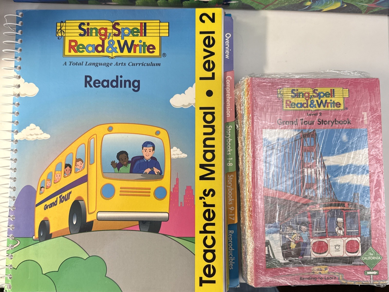 Sing Spell Read Write, Reading , Teacher Manual, Readers 1-17 , Level 2, Rare