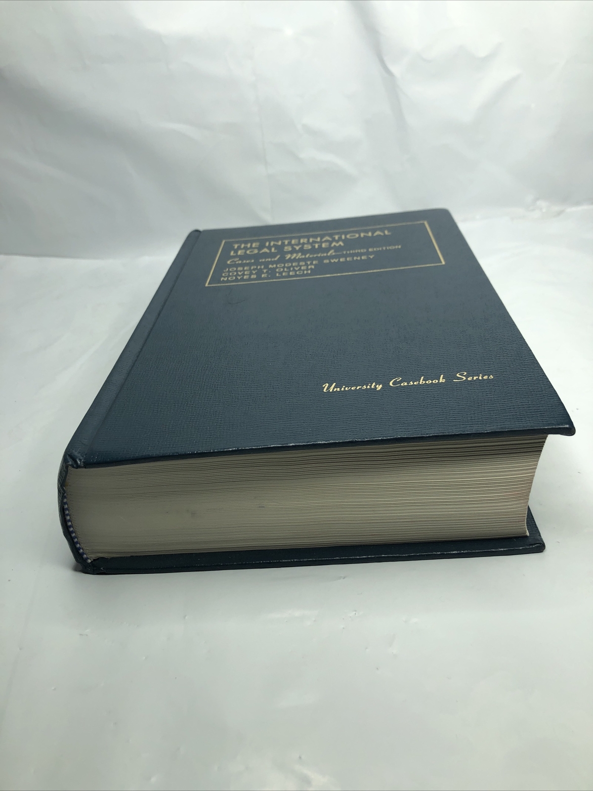 University Casebook Series The International Legal System : Cases and materials