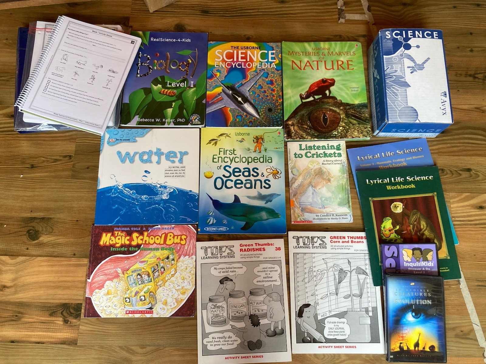 Sonlight Science D Instructor Guide, Activity Sheet, Books With Experiment Kit
