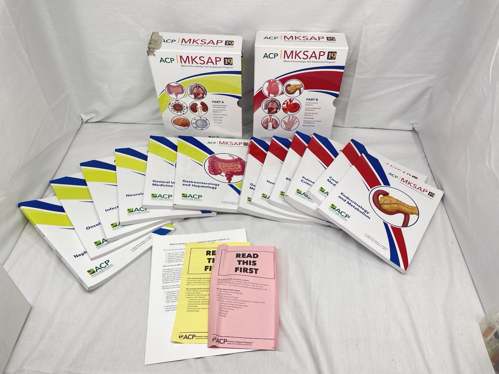 Used – ACP MKSAP Medical 18 Knowledge Self Assessment Program Parts A and B