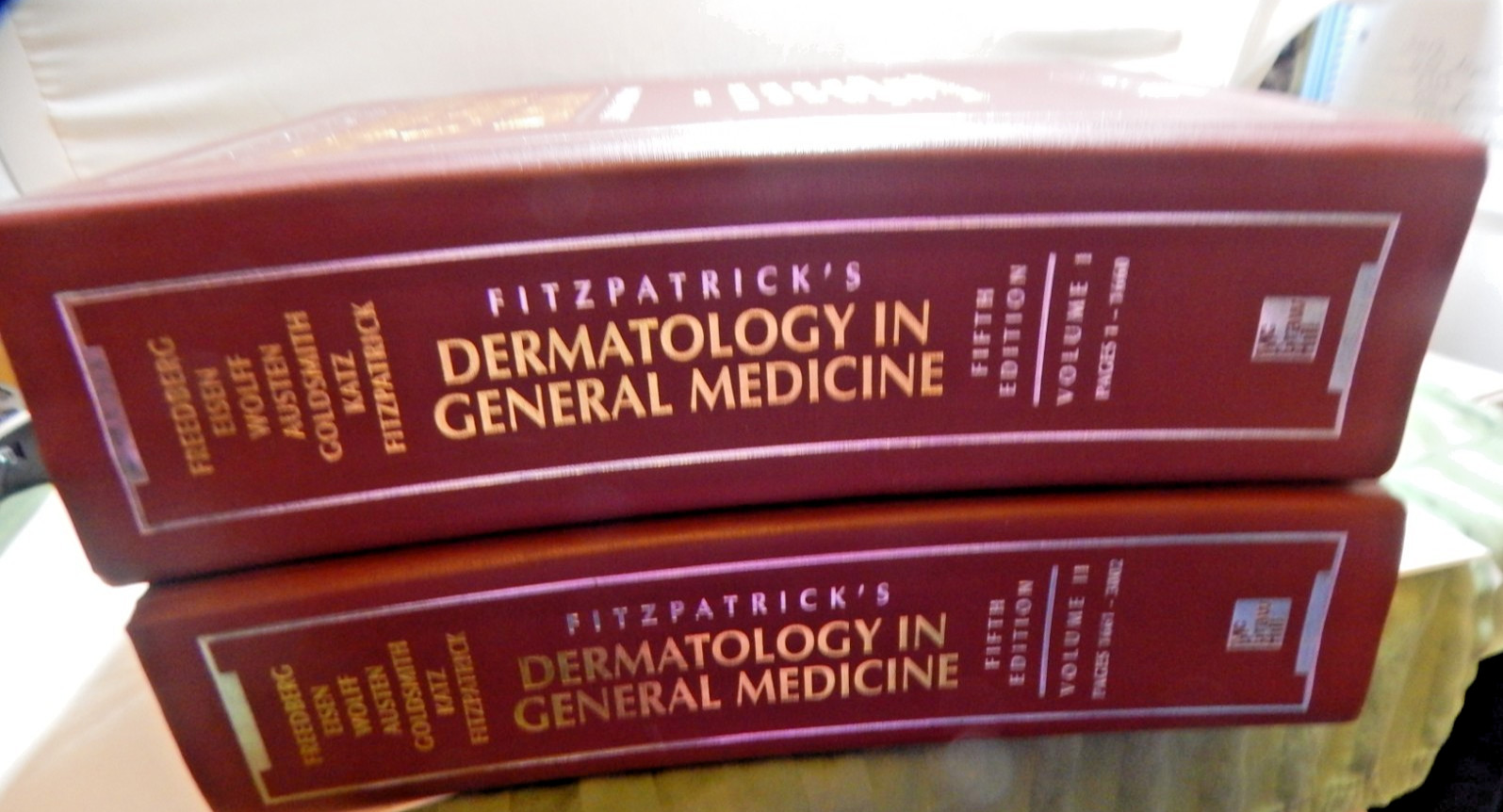 Fitzpatrick’s Dermatology in General Medicine 5th Edition Volumes 1 & 2 HC
