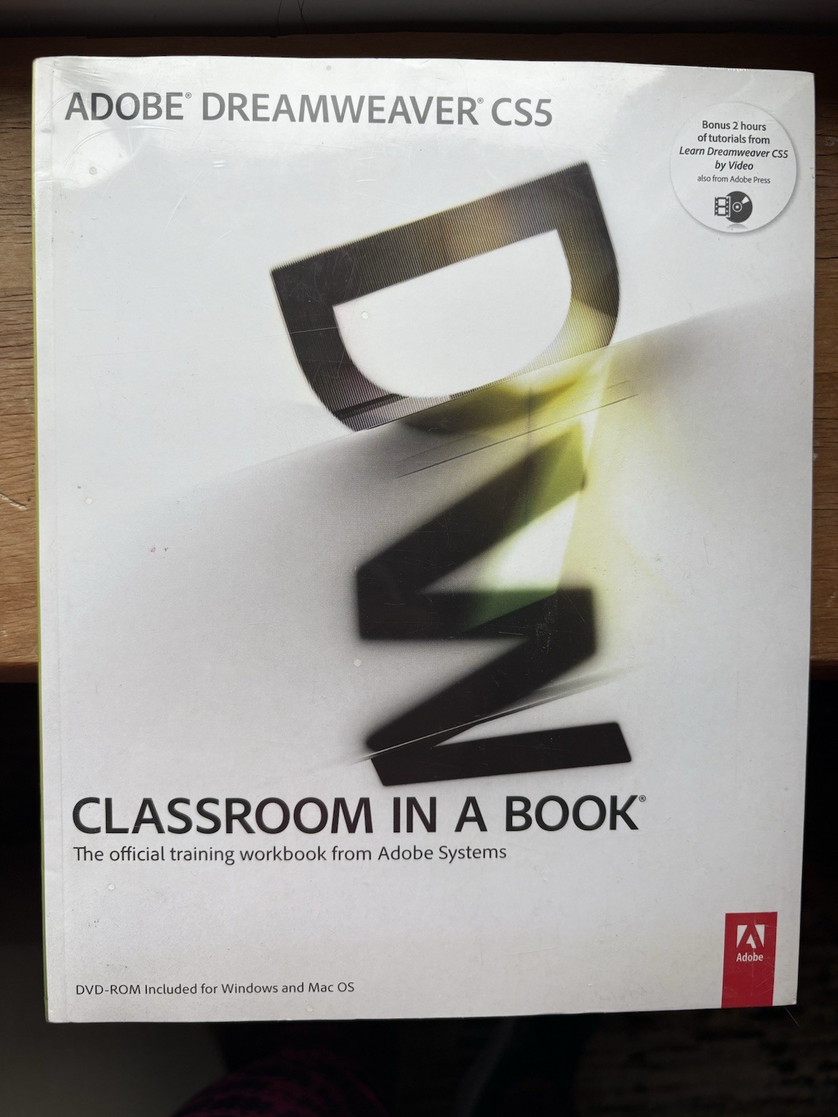 Adobe Dreamweaver CS5 by Adobe Creative Team (2010, Trade Paperback / Mixed Lot)