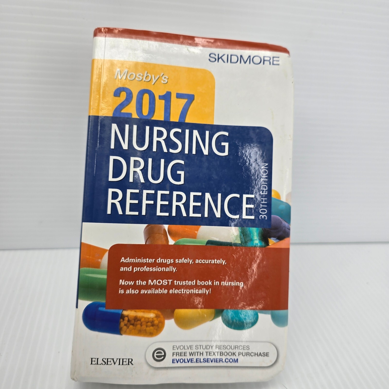 Skidmore Nursing Drug Référence Ser Mosby’s 2017 Nursing Drug Reference Textbook