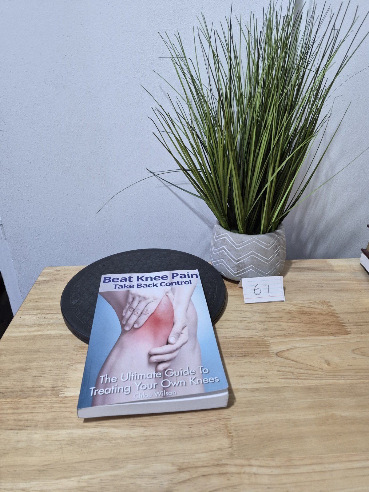 Beat Knee Pain: Take Back Control: The Ultimate Guide To Treating Your Own Knees