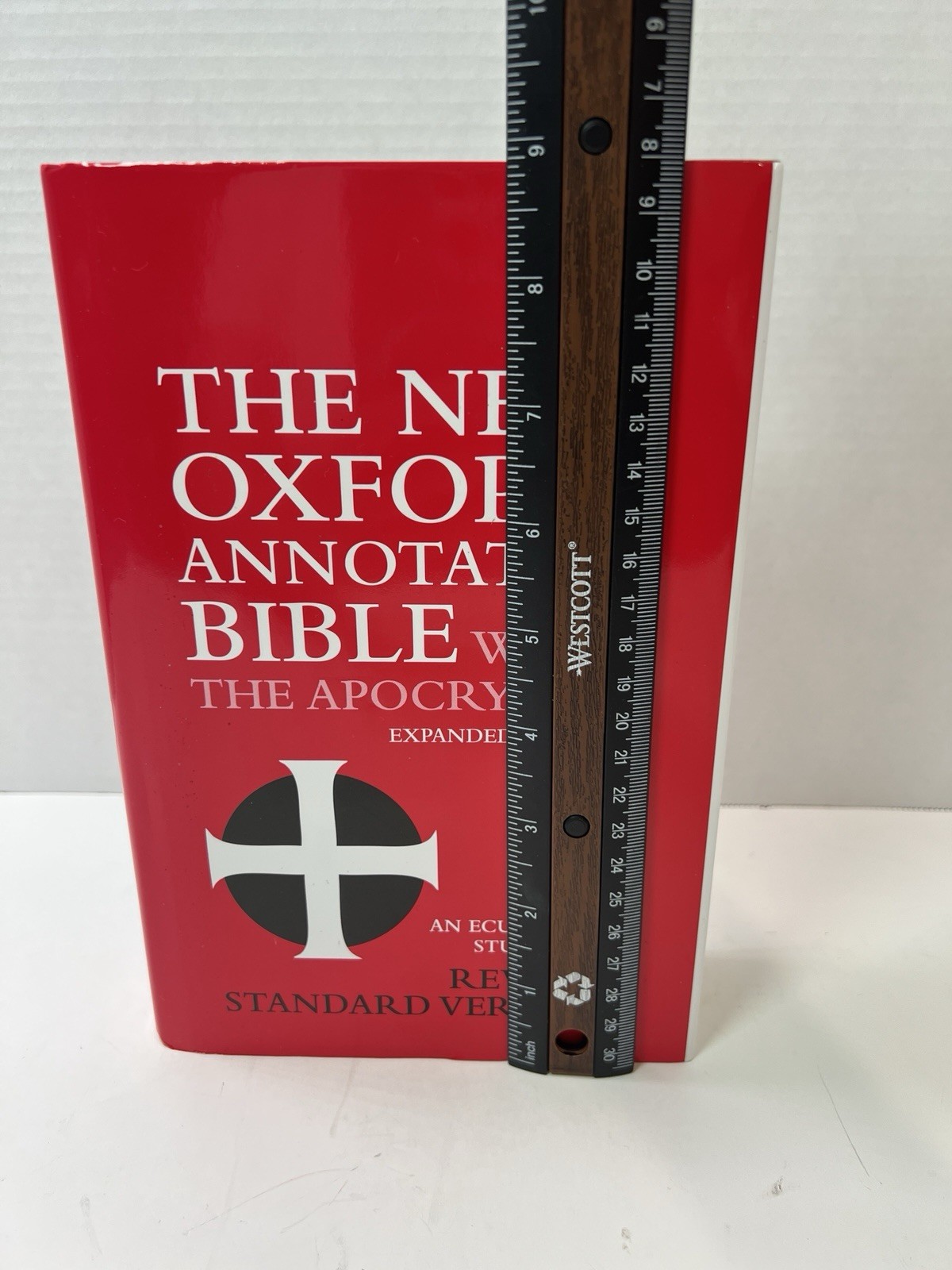 The New Oxford Annotated Bible with the Apocrypha, Revised Standard Version