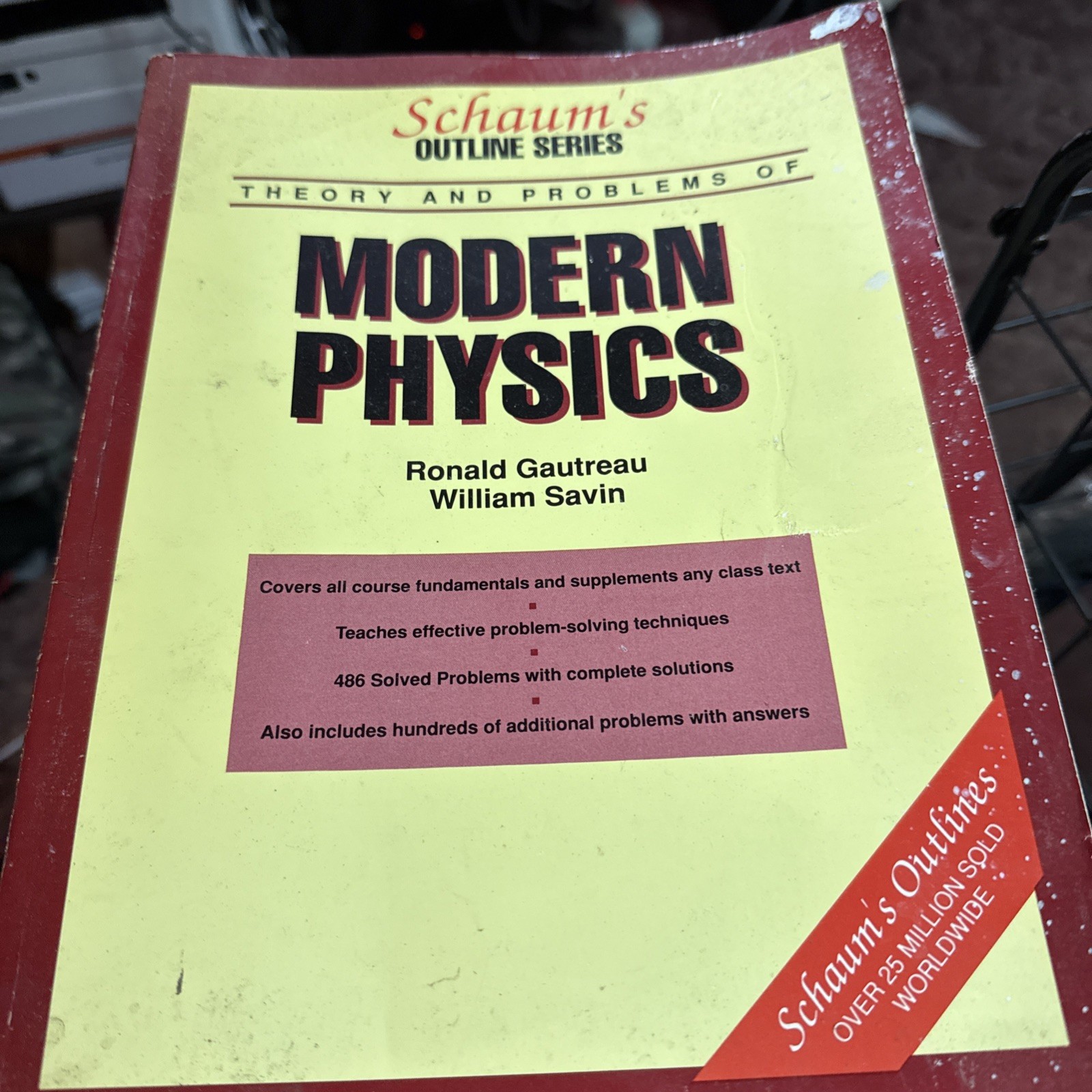 Schaum’s Outline Ser.: Schaum’s Outline of Modern Physics by William Savin…