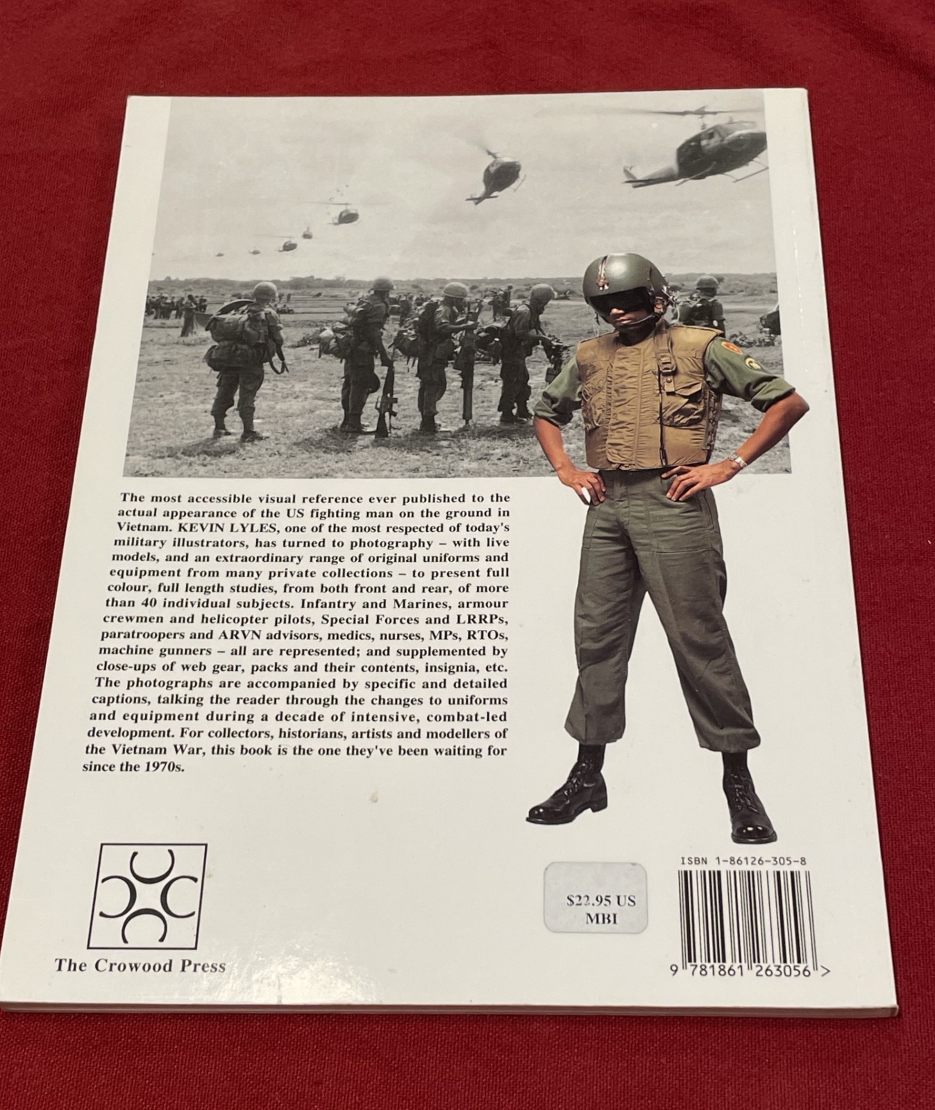Vietnam US Uniforms in Colour Photographs Kevin Lyles 1999 Military History Book