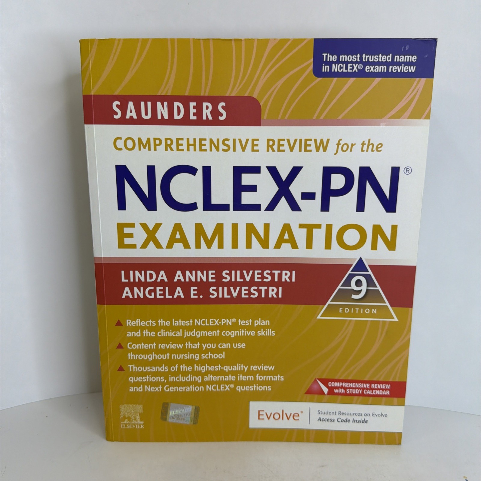 Saunders Comprehensive Review For The NCLEX-PN Exam- Paperback -Good Clean Text
