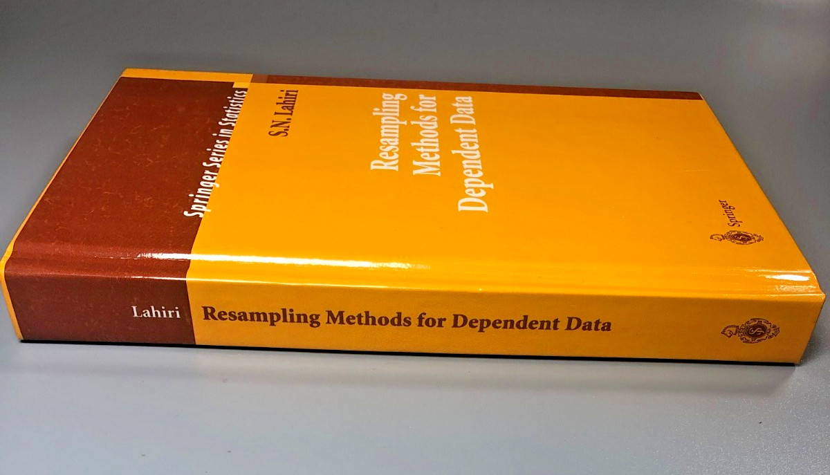 Resampling Methods for Dependent Data S N Lahiri Springer Statistics Hardback