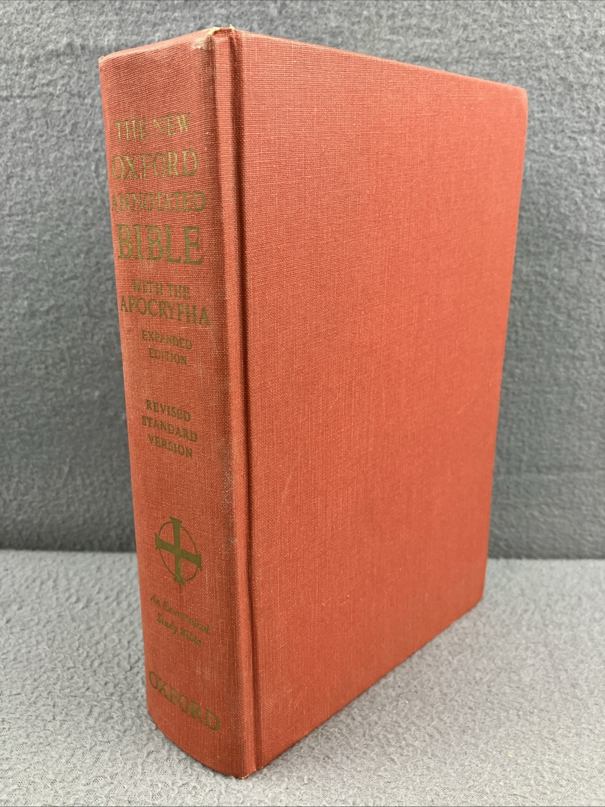 The New Oxford Annotated Bible with the Apocrypha, Revised Standard Version Hard
