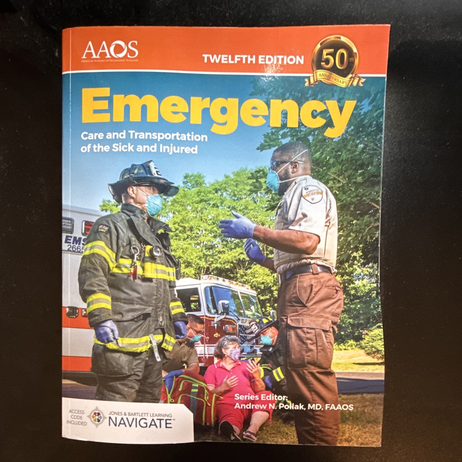 Jones & Bartlett Emergency Care & Transportation of the Sick & Injured 12e Book