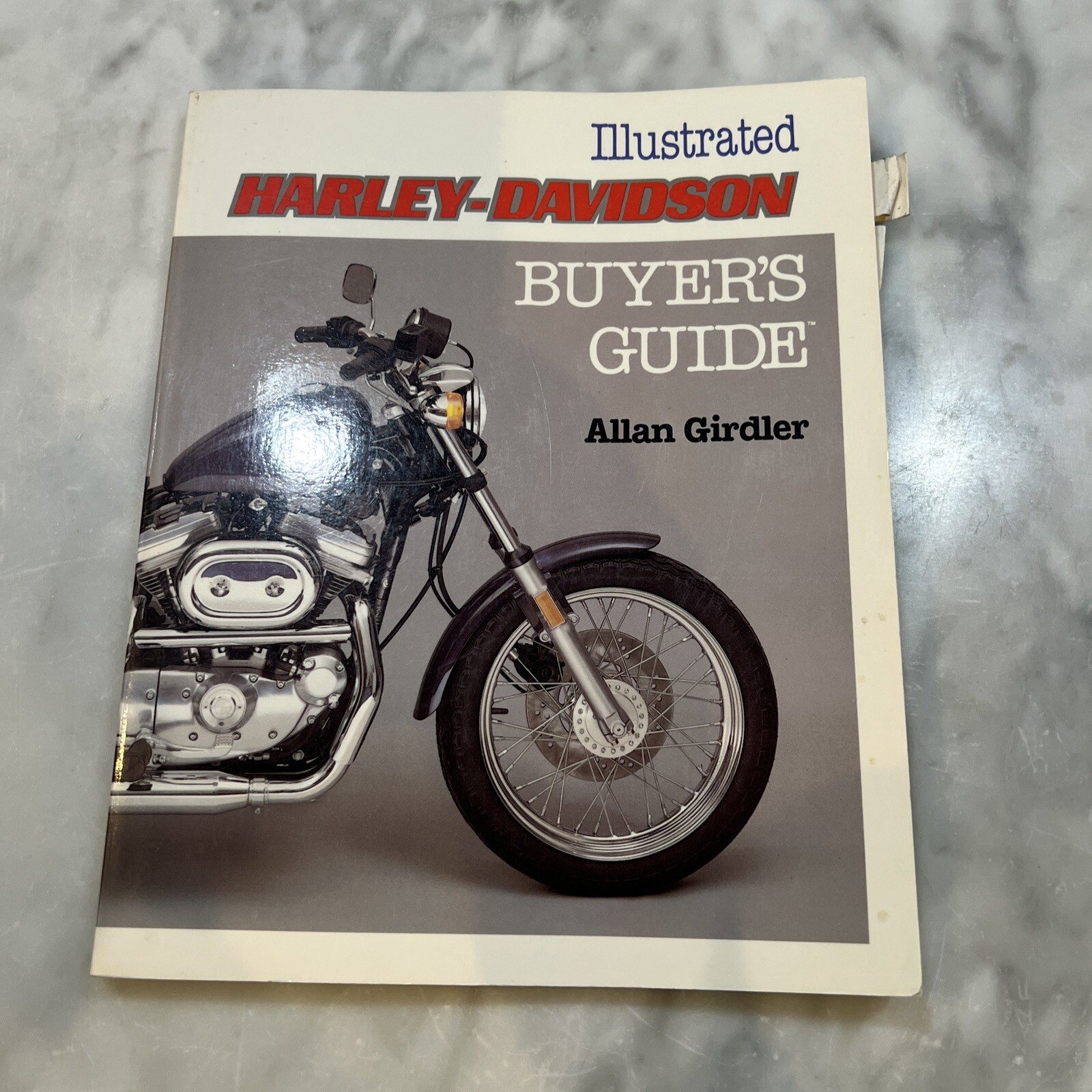 Illustrated HARLEY DAVIDSON Buyer’s Guide by Allan Girdler 1986 Paperback