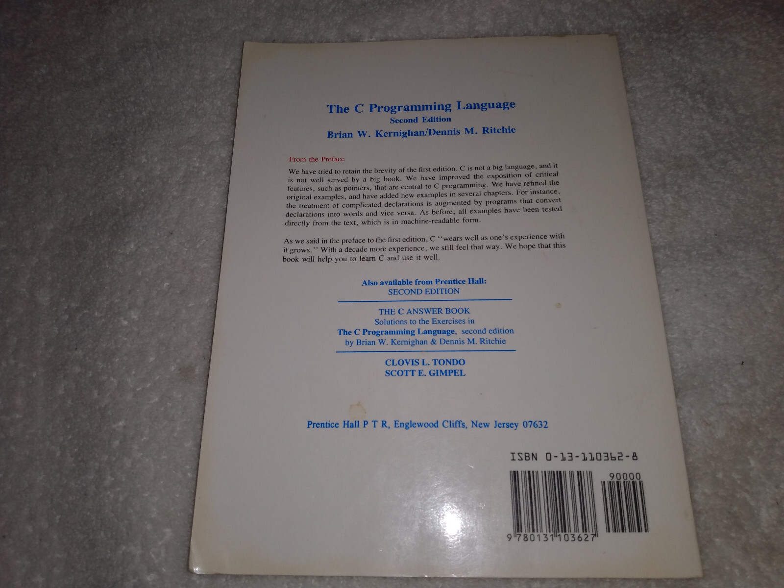 C Programming Language by Brian Kernighan and Dennis Ritchie (1988, Trade…