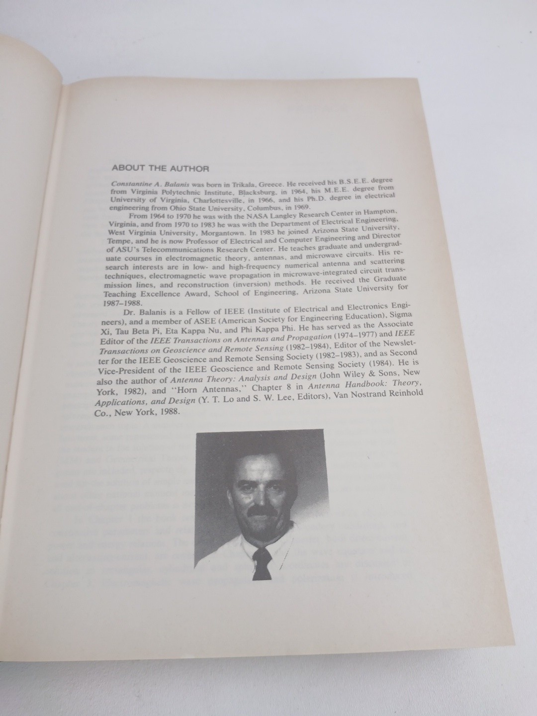 Engineering Electromagnetics by Constantine A. Balanis (1989, Hardcover)