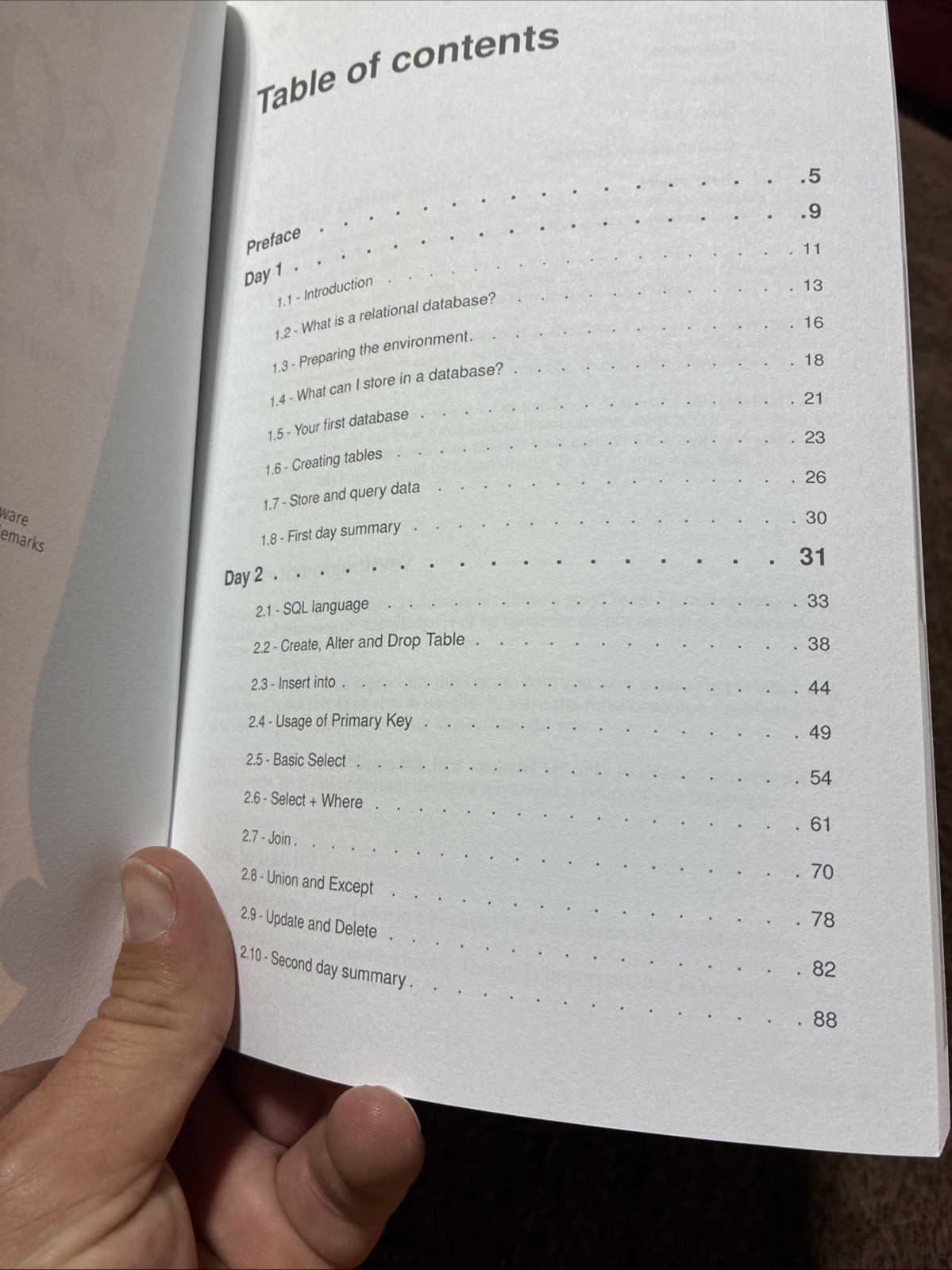 Learn SQL in a weekend: The definitive guide for creating and querying databases