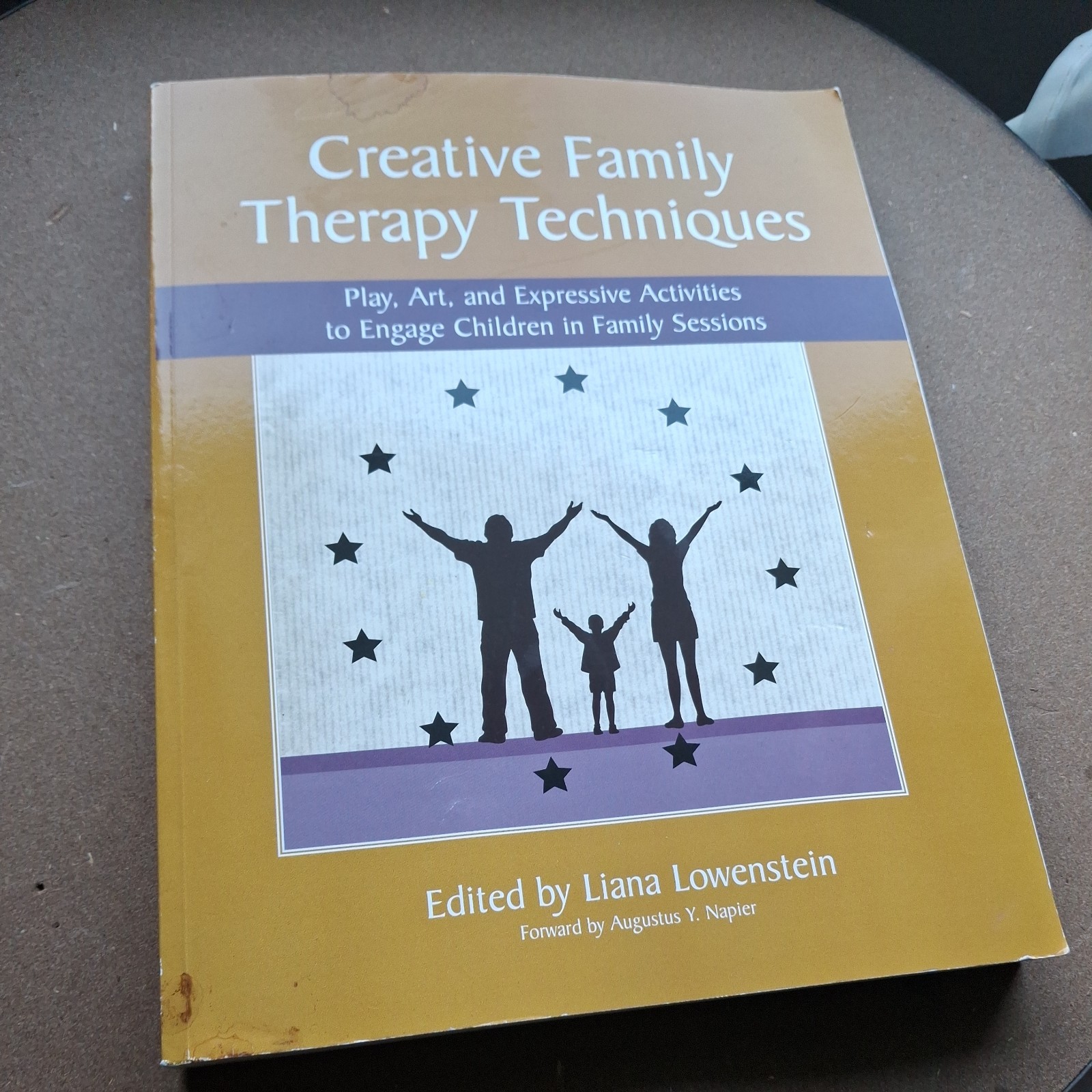 Creative Family Therapy Techniques: Play, Art, and Expressive Activities to Eng,