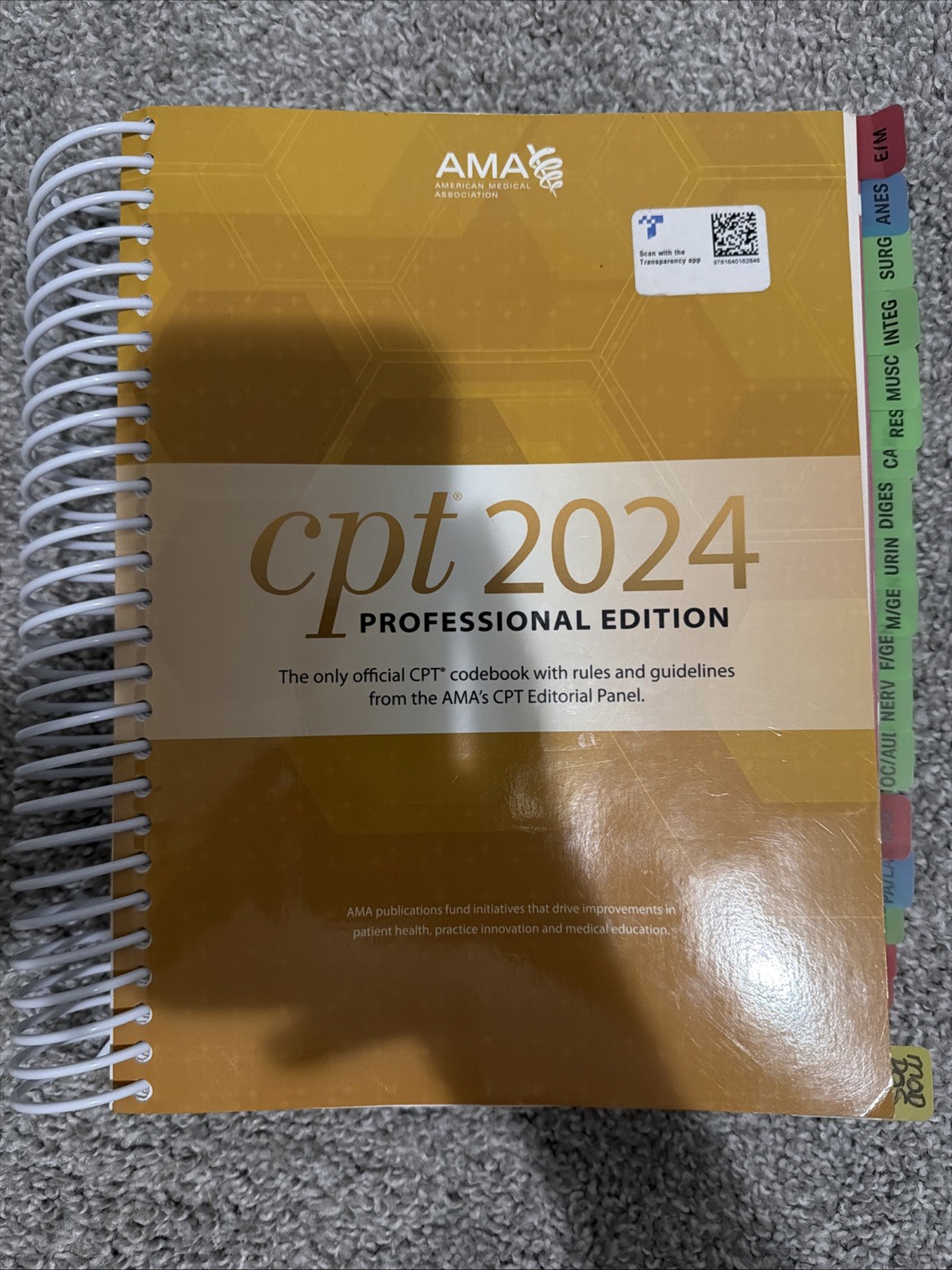 CPT Professional 2024 by American Medical Association (2023, Trade Paperback)