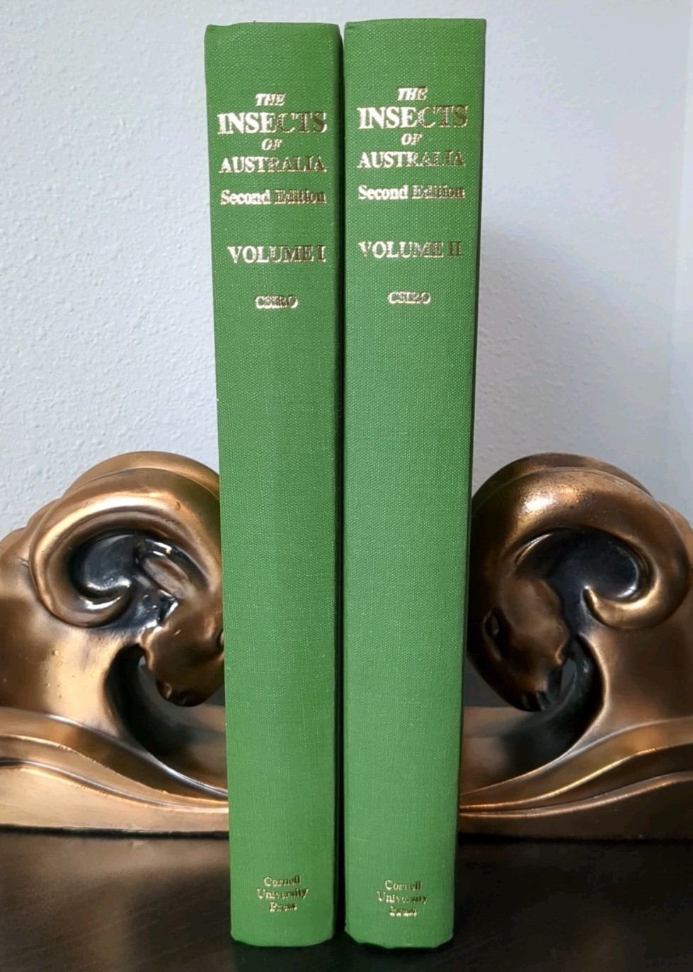 The Insects of Australia Csiro Two Volume Set – George Poinar Jr Estate